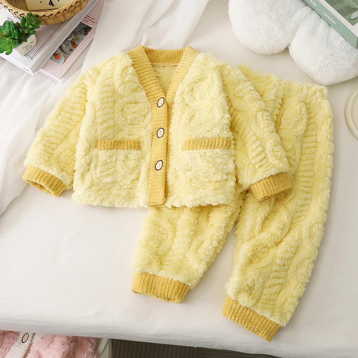 New models 0-5-year-old children\'s flavored pajamas set in winter thickened and warm boys, girl pajamas girl cute pajamas suits