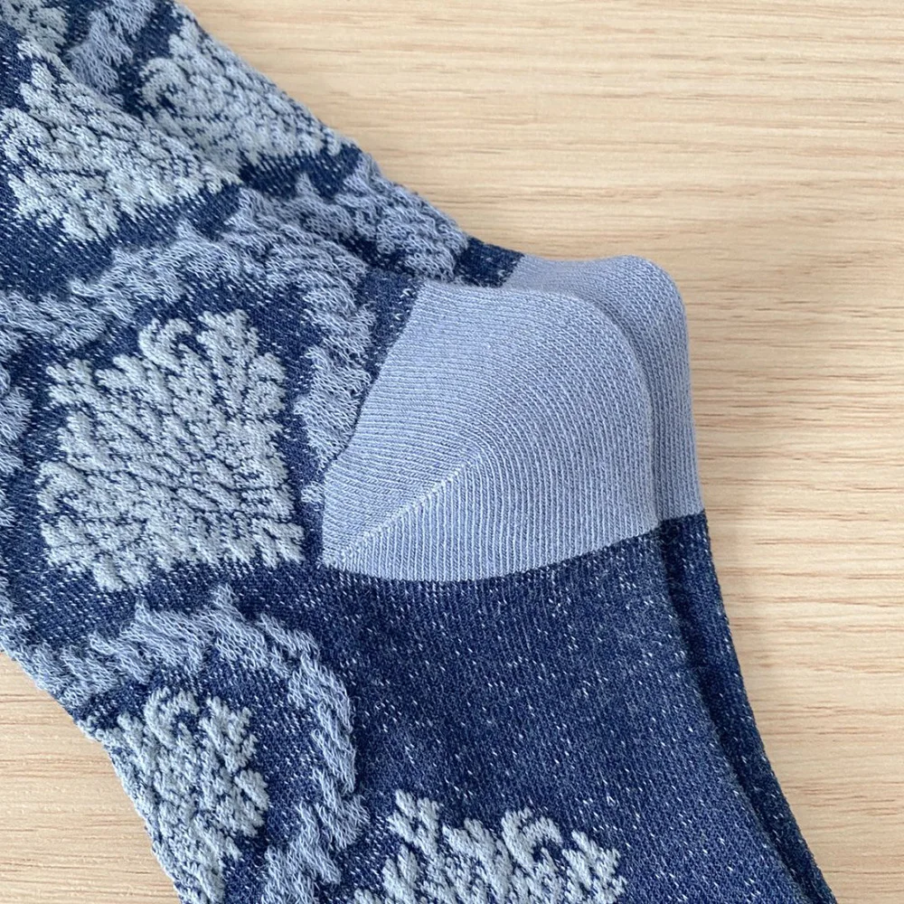 Tube moyen femmes chaussettes Style européen américain mignon impression mode rue femme chaussettes automne hiver longues chaussettes décontractées