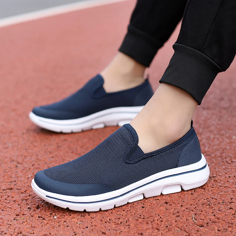 Men\'s Casual Shoes Designer Shoemaker Summer Sports Shoes Lazy Shoes Car Stitching Solid Color 2023 Vulcanized Shoes Are Good