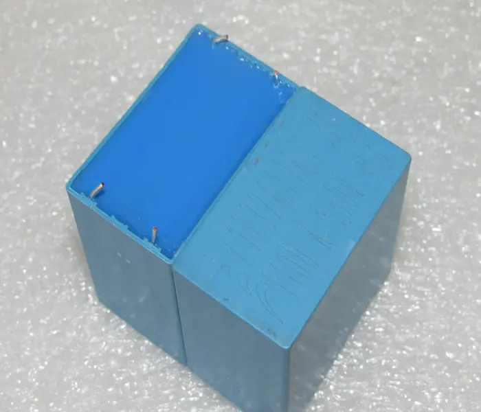 10PCS/550V 110UF 117K MKP high voltage energy storage inverter film capacitor