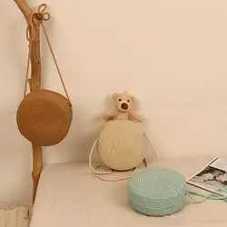 Gorąca sprzedaż okrągły tkane słomy torba plaża torba na ramię Crossbody słodkie Rattan Handmade dzianiny cukierki kolor mała torebka dla kobiet