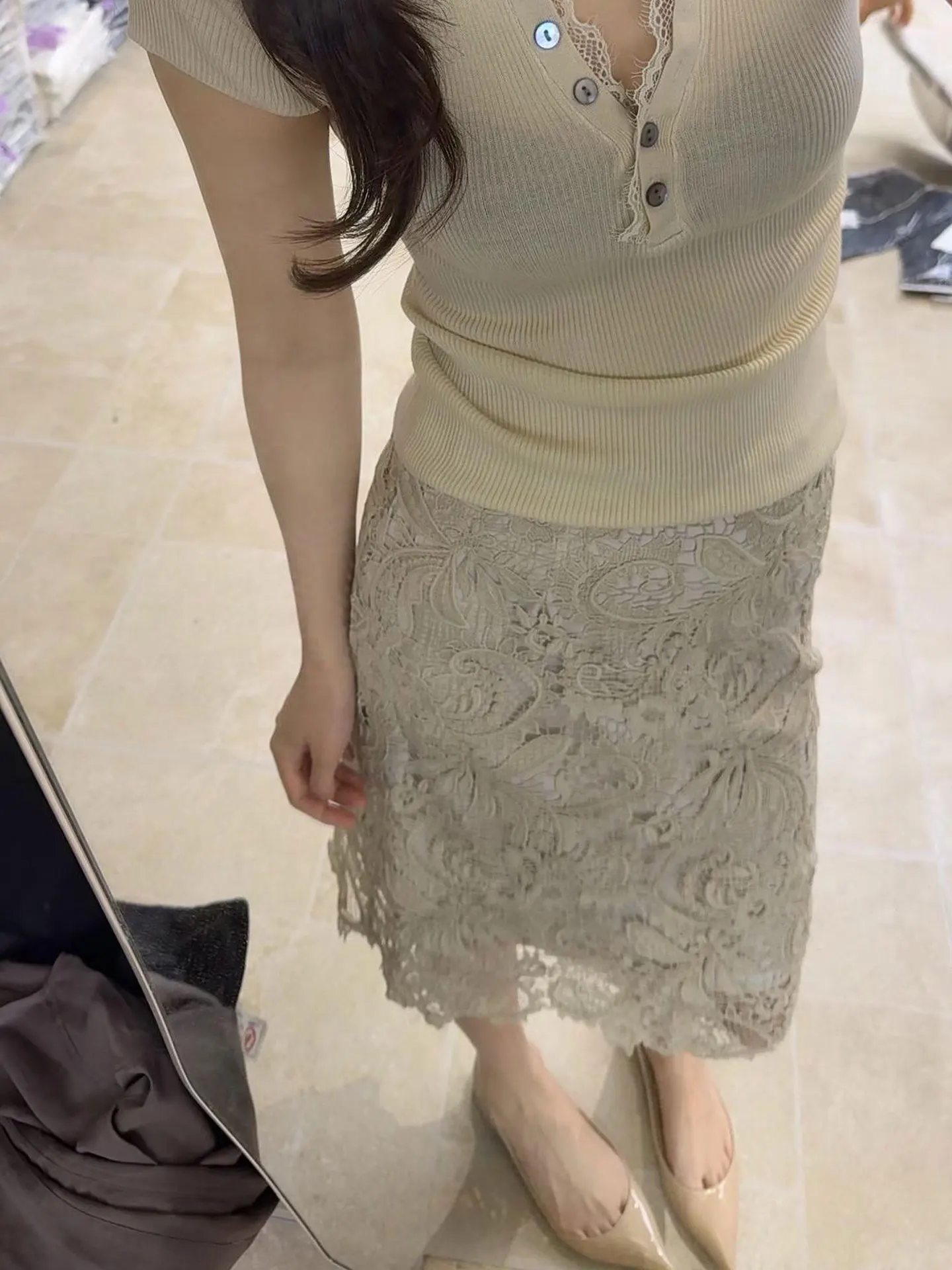 Elegant High-Waist Lace Half Skirt Embroidered Hollow out Design Slimming A-Line Silhouette Versatile Women's Fashion Skirt