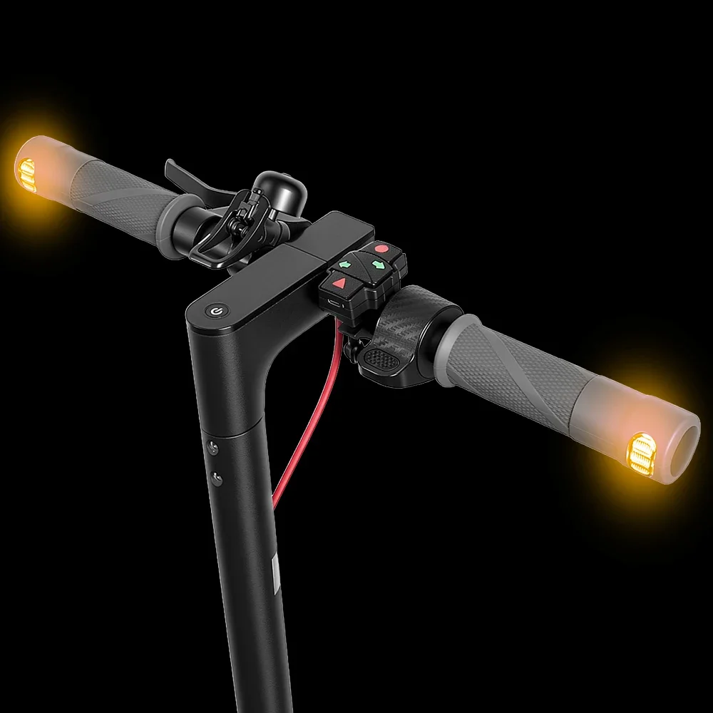 Turn Signal Lamp Handlebar Grips For AOVOPRO TMAX /AP07 /ESMAX/LADPED LP60/S9 / X9/G63/G67/H2 / H2 PRO Electric Scooter