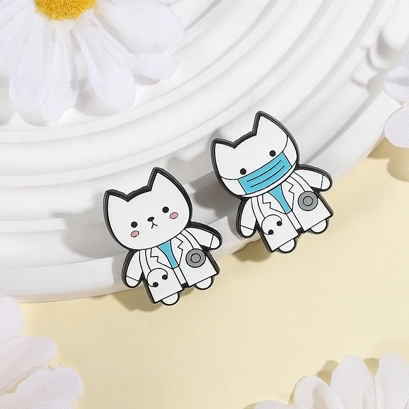 Cute Cat Doctor Nurse Enamel Pins Cartoon Animal Surgeon Stethoscope Brooches Backpack Lapel Badge Fun Jewelry Gift for Friends