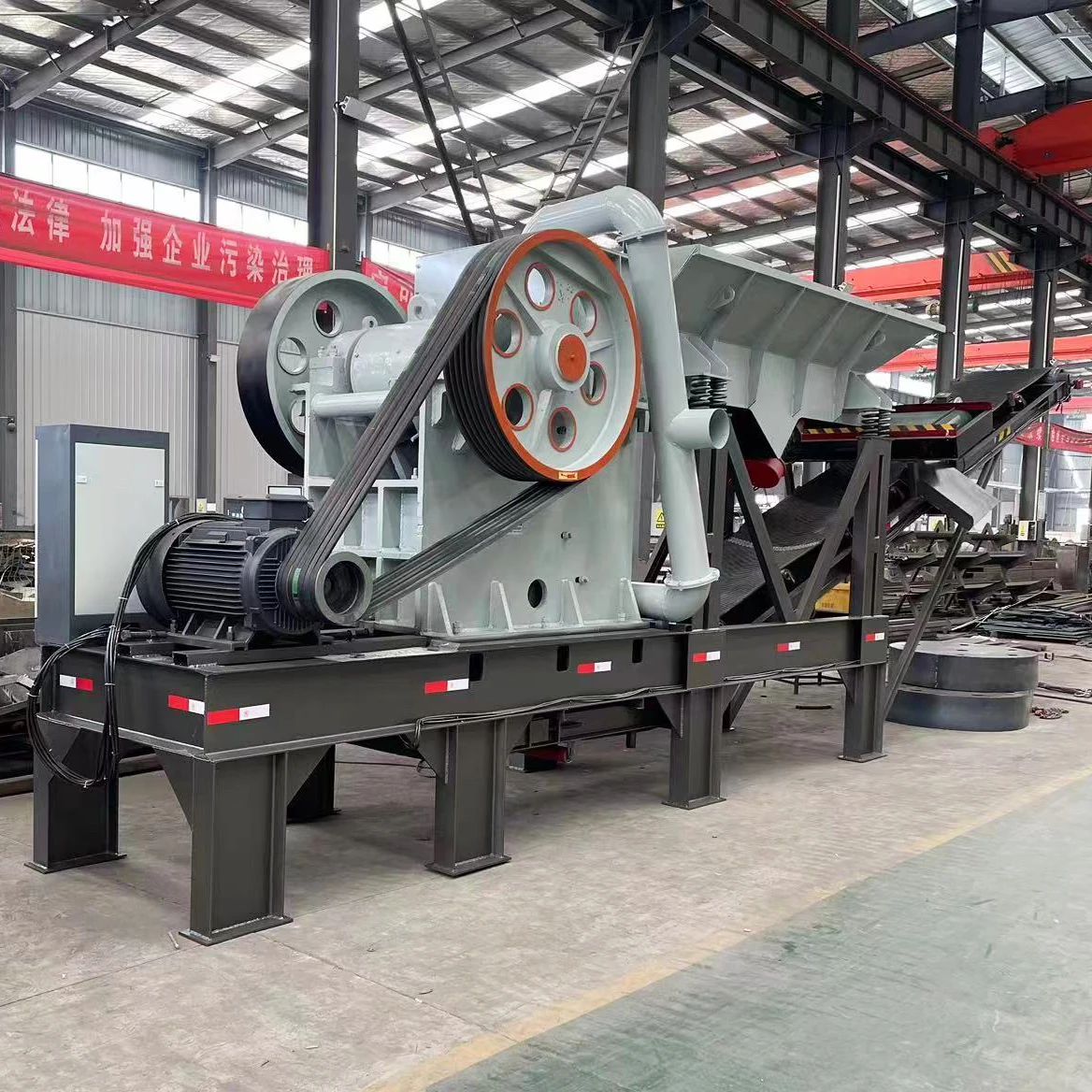 Mobile Jaw Crusher Mining Stone Crusher PE 300X500