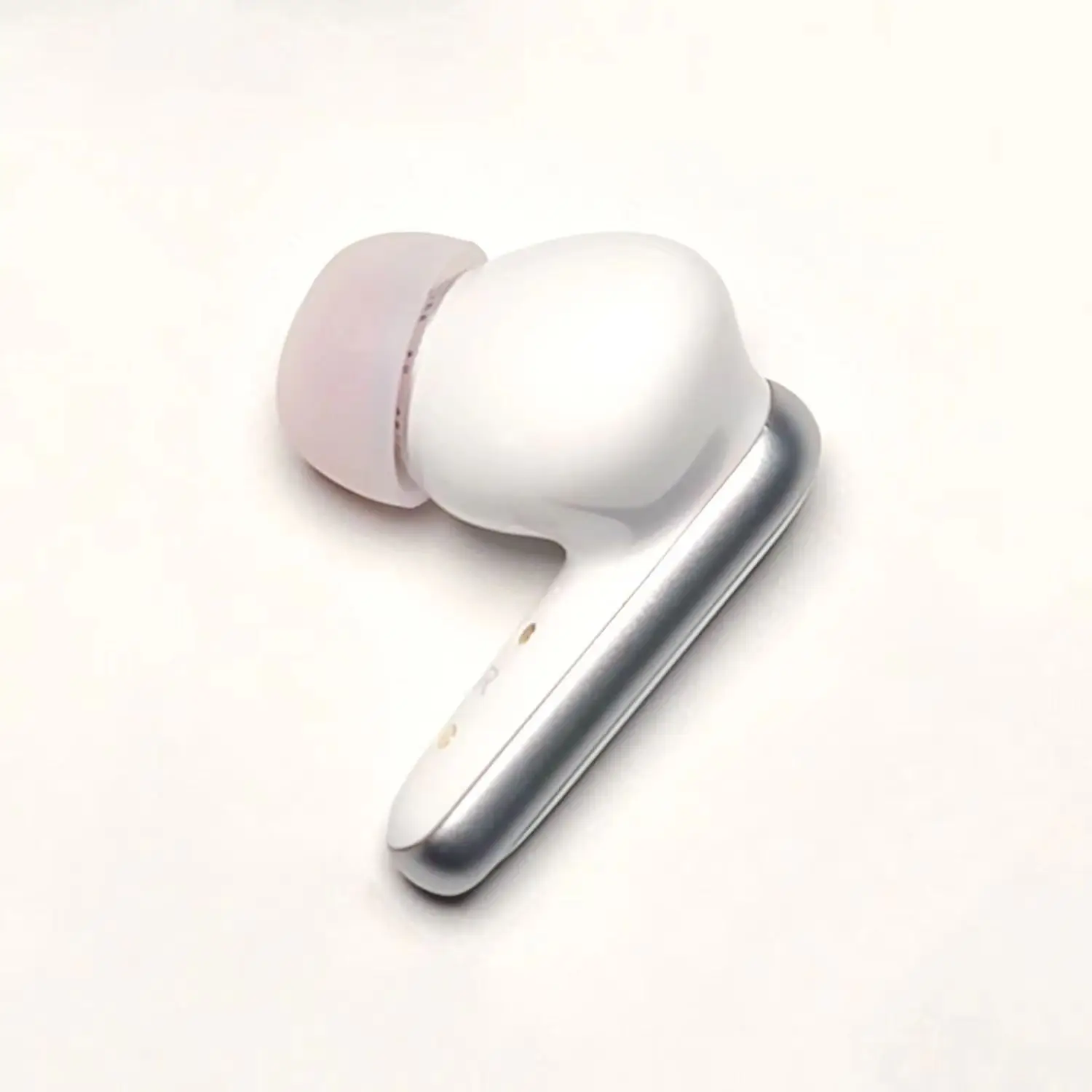 Anker Soundcore Liberty 4 充電ケース用新品90%純正交換部品 片側L側R