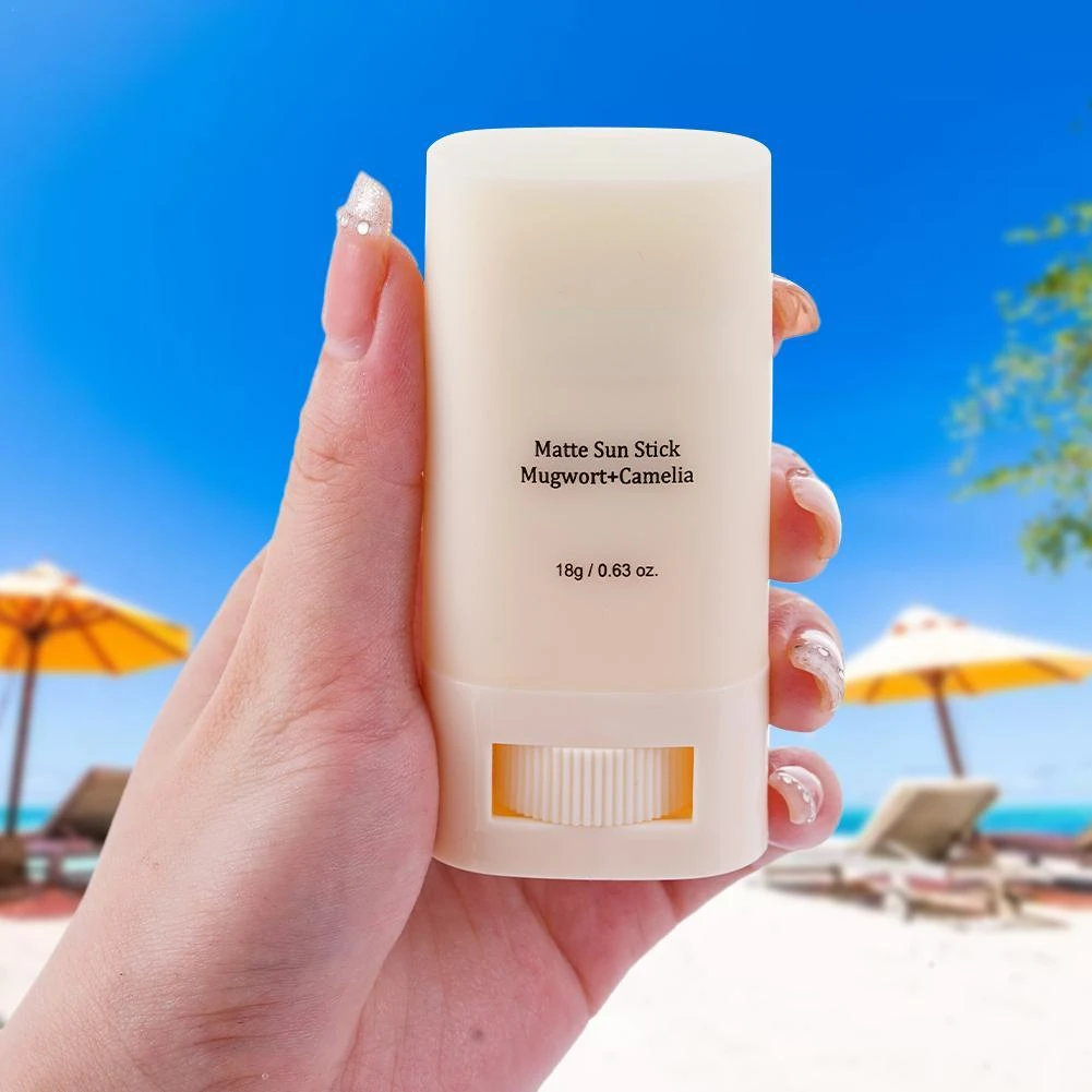 

18g Matte Sunscreen Stick Isolation From Ultraviolet Rays Sun Block,Moisturizing And Brightening Skin Tone For Skincare