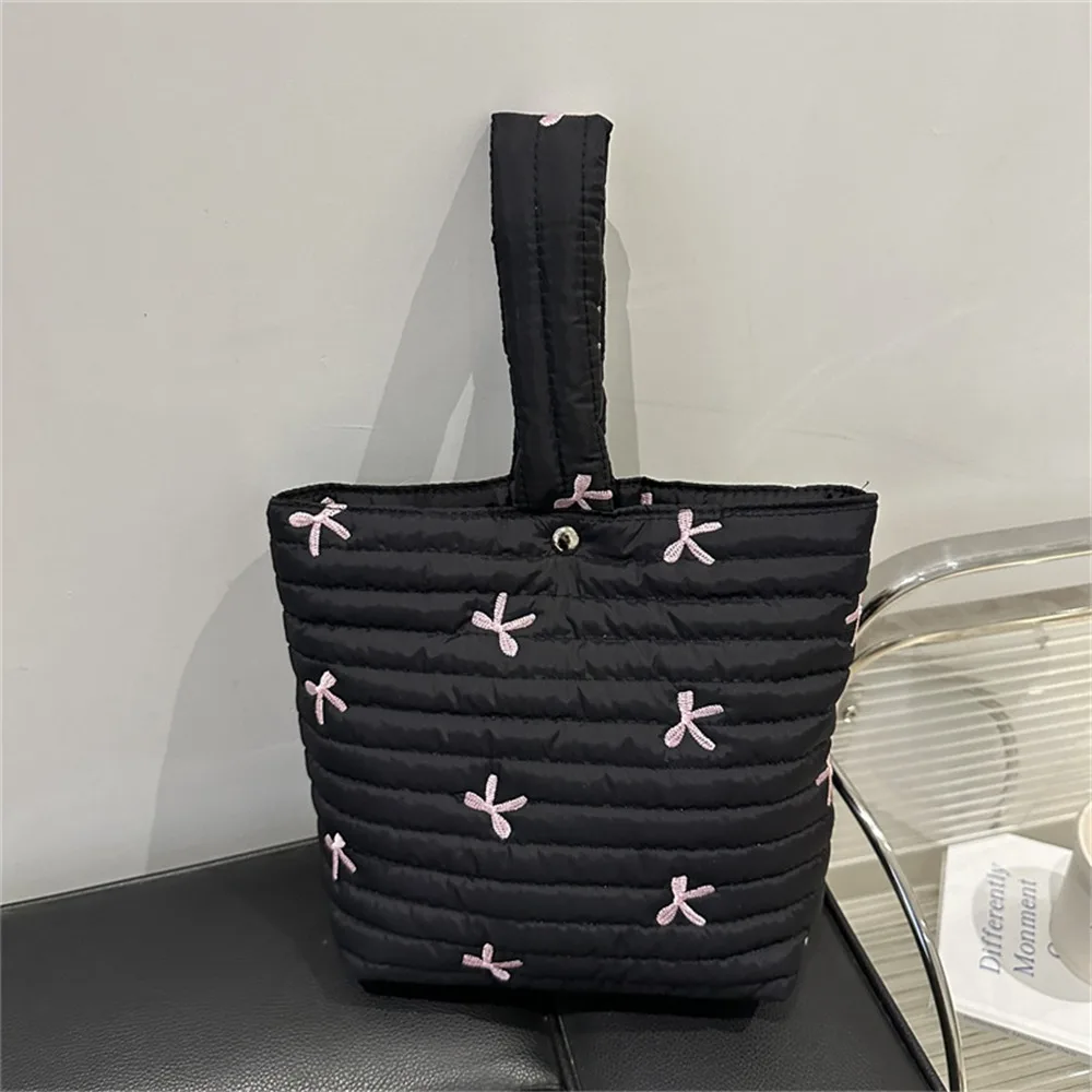 

Fashion Solid Color Shoulder Bags Large Capacity Lightweight Quilted Totes Down Cotton Padded Puffy Handbags for Women Girls