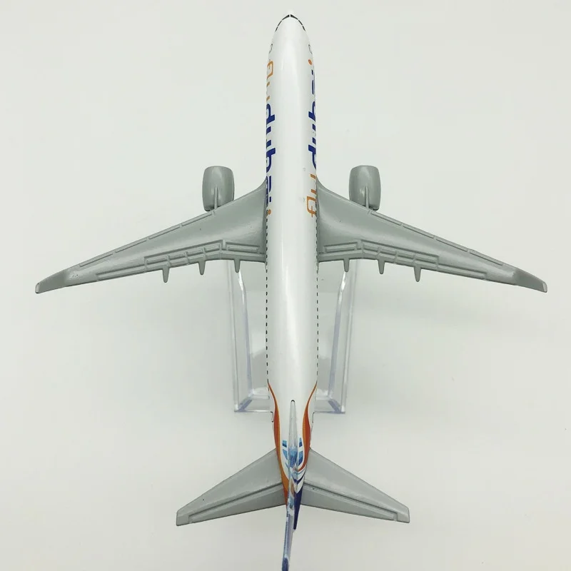 طائرات مصغرة 1/400 مقياس سبيكة نموذج 16 سنتيمتر B737 يطير دبي الخطوط الجوية محاكاة الطائرة مع قاعدة زخرفة عشاق الطيران