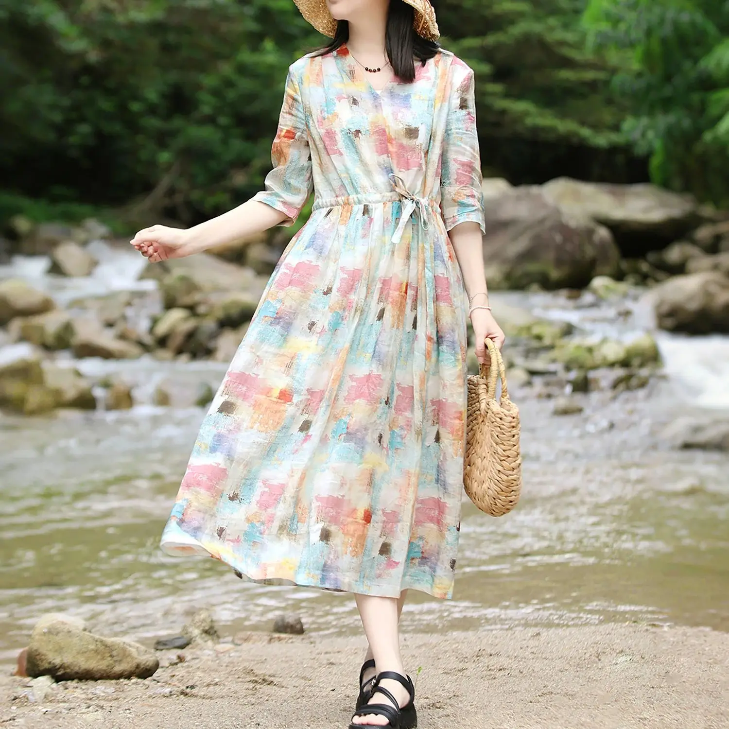

LZJN Летнее платье рами с акварельным принтом и V-образным вырезом, поясом с застежкой на талии, свободный крой, художественный стиль, пуловер средней длины