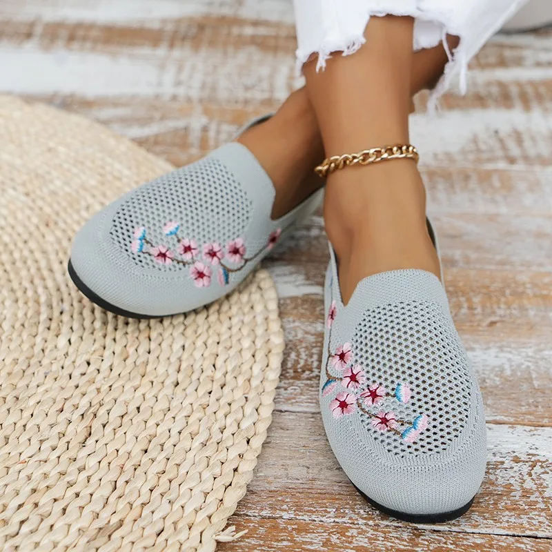 

2024 New High Quality Shoes for Women Round Head Women's Flats Breathable Mesh Shoes Embroider Ladies Shoes Casual Flat Sneakers