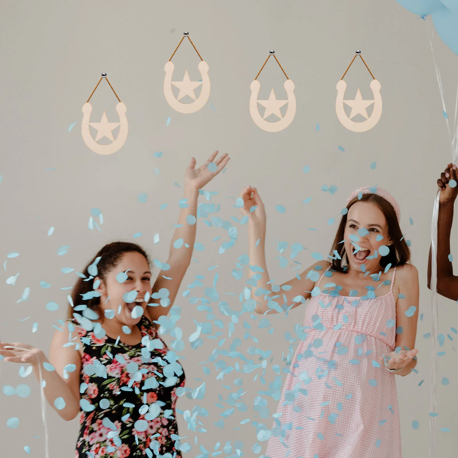 

20pcs Wooden Horseshoe Wall Hanging Diy Unfinished Wood Slices U-Shaped Craft Cutouts For Home Decor Western Bedroom Country