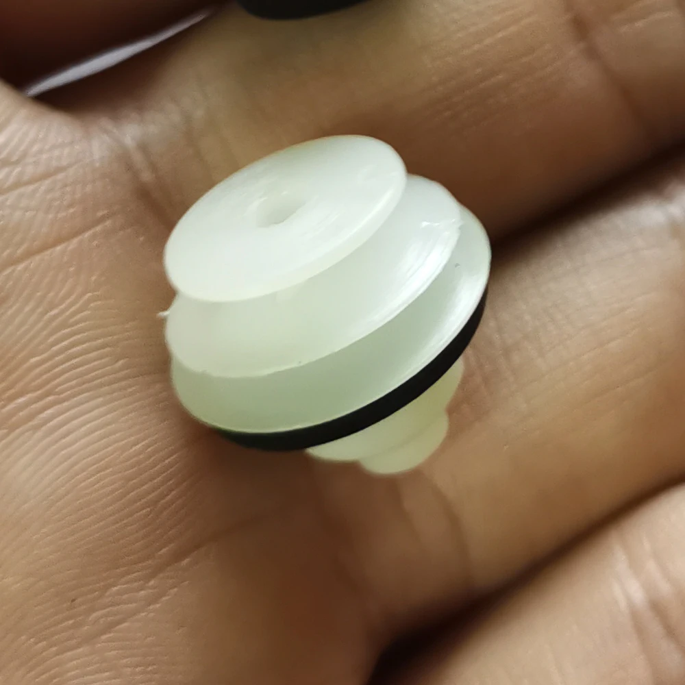 20 قطعة مصد للسيارات باب لوحة برشام بلاستيك السحابة سيارة كليب لنيسان 852844j500 #4