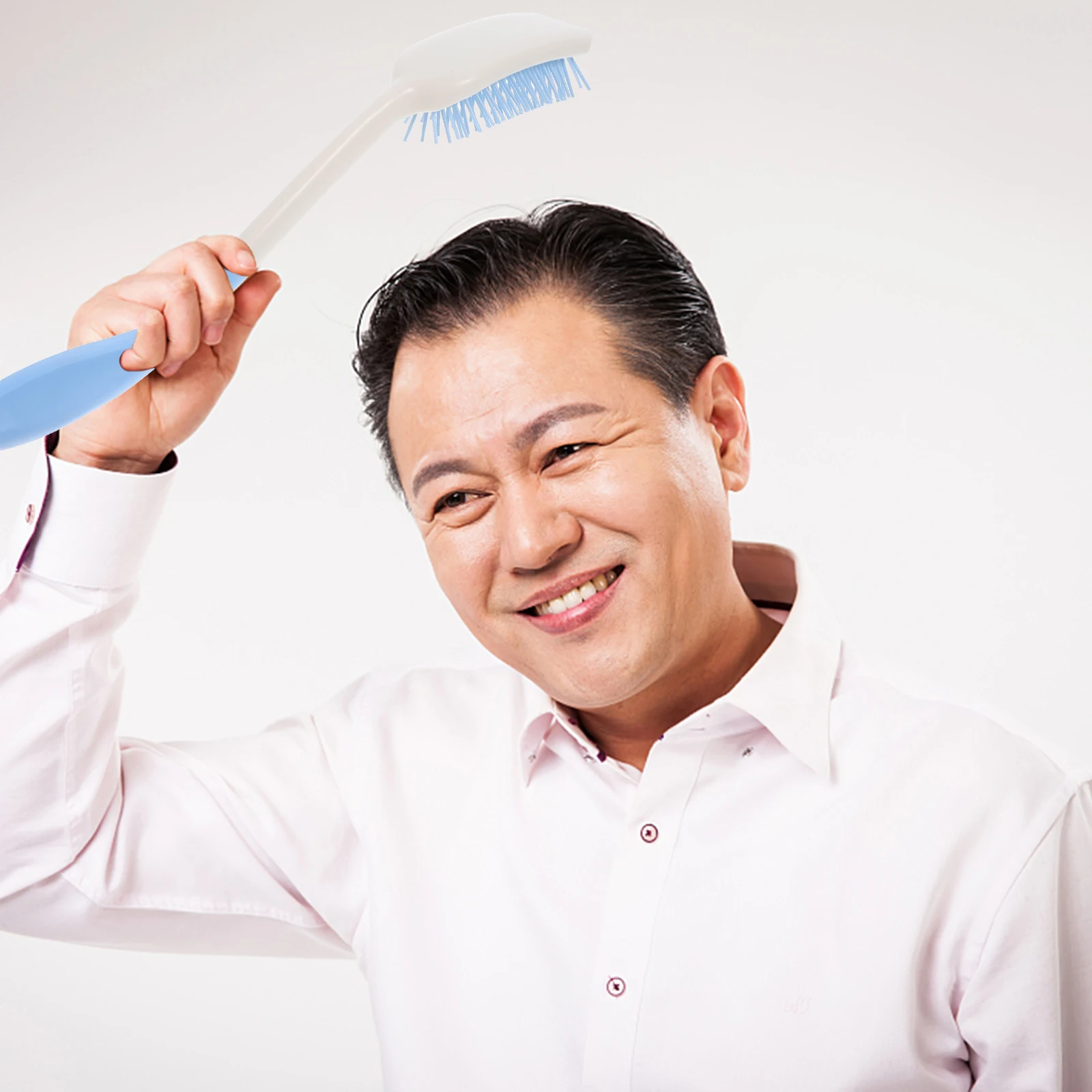 

35cm Long Arm Comb Curved Handle for Elderly Disabled White Blue Durable Practical Ergonomic Design Wet Dry Hair