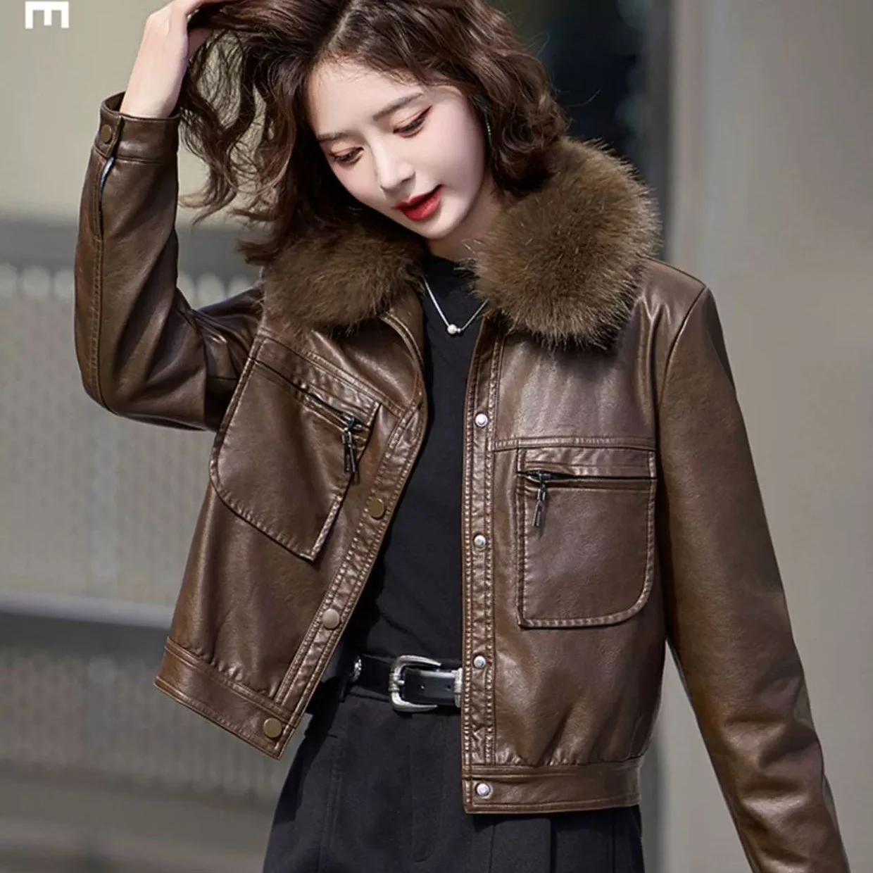 New Women's Faux Leather Jacket With Fur Collar Long Sleeve Stylish Slim Fit Comfortable Trendy Versatile Commuter Casual Jacket