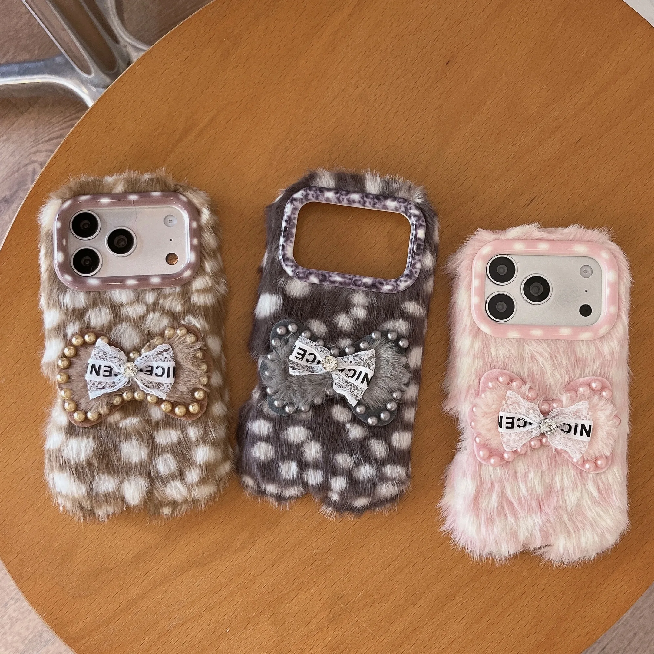 3D Pearl Butterfly Knot Bracel - огляд і ціна Phone Cases Designer