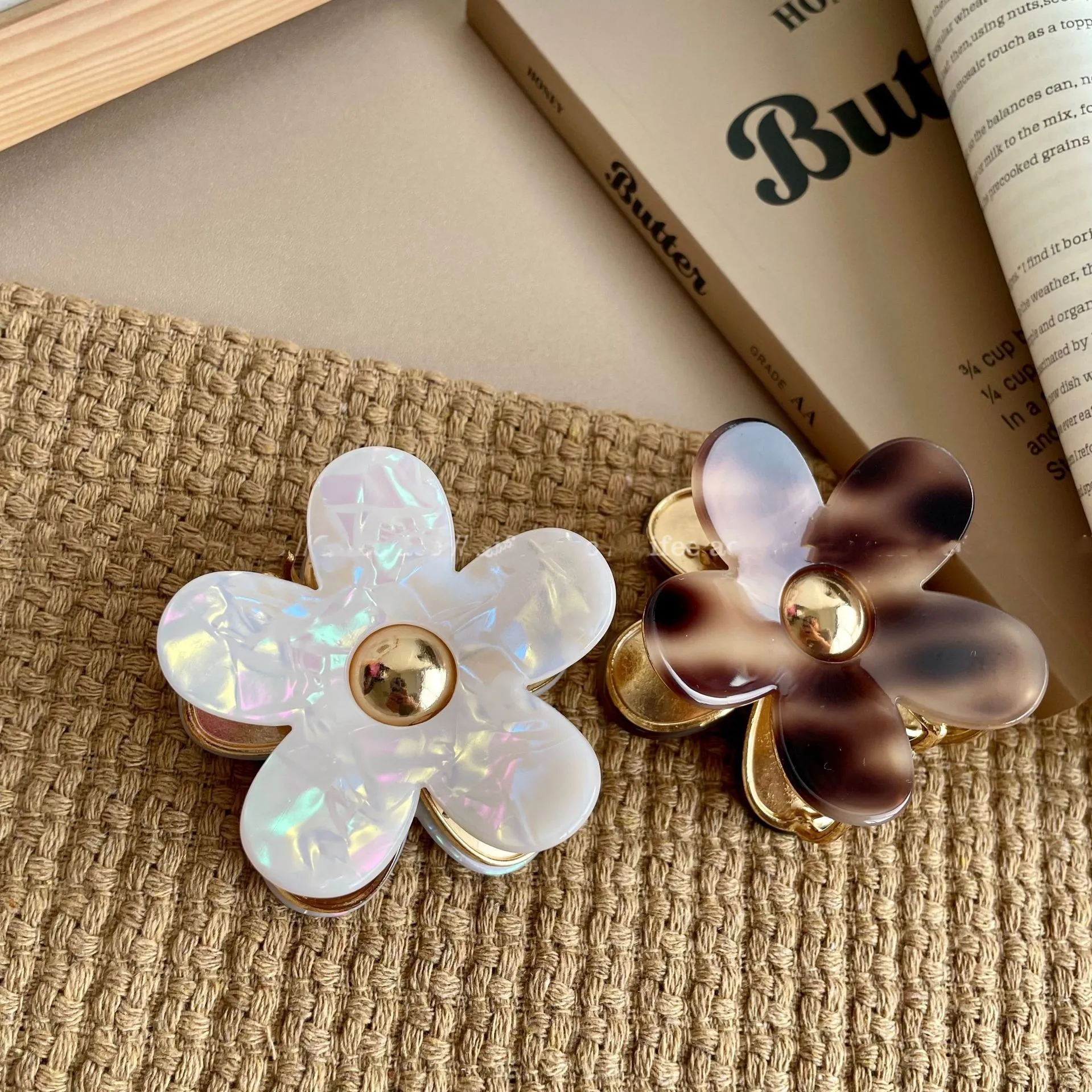 New Flower Hair Clip acetato Claw Clip Retro Hair Claw Trendy Claw Clips Clip per capelli granchio per ragazza accessori per capelli per le donne