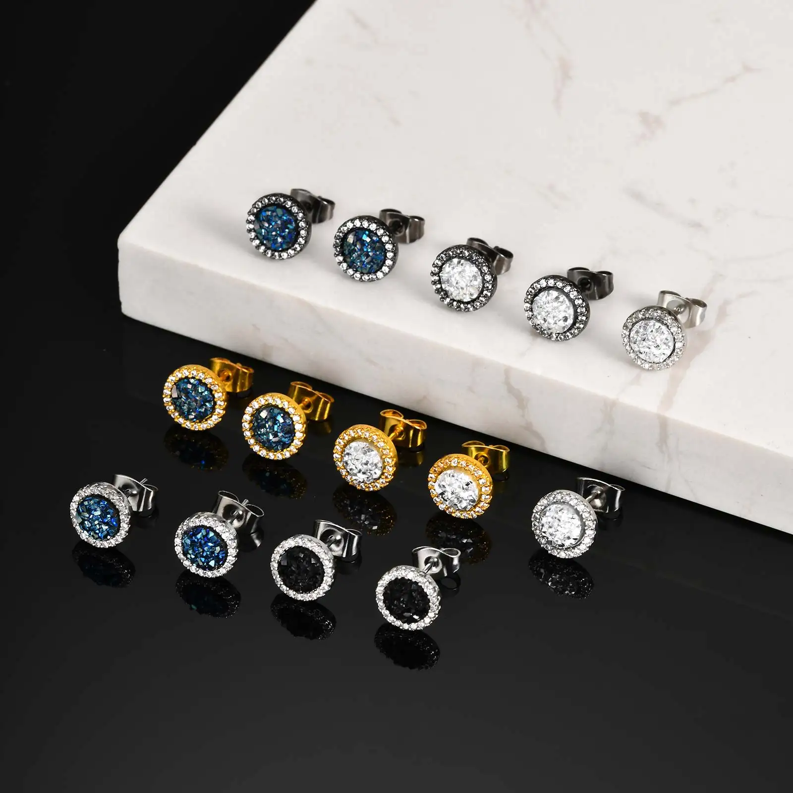 

High Quality Crystal Zircon Small Studs Earrings for Men Gold Plated Metal Round Piercing Earrings Punk Fashion Jewelry