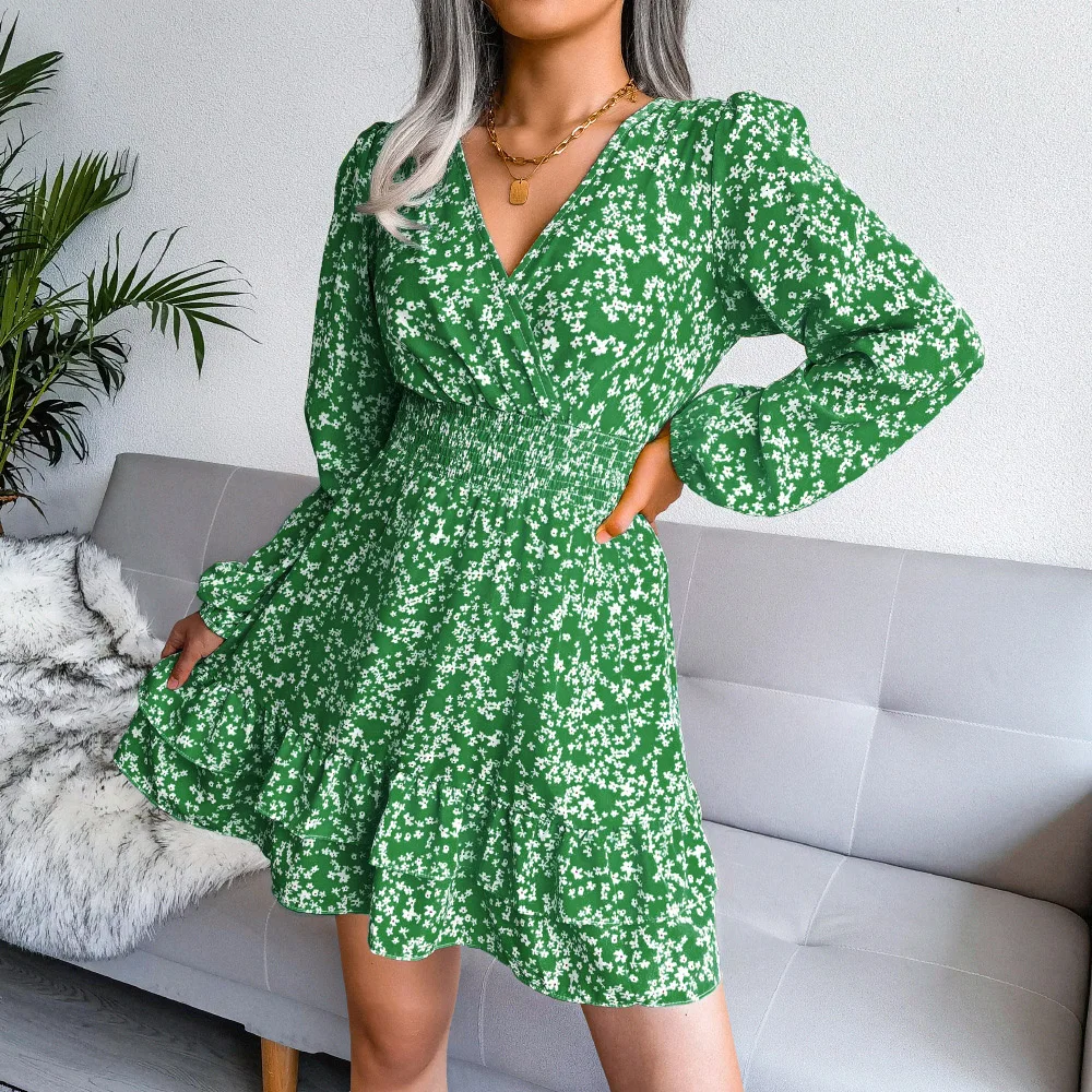 French temperament super good-looking a word floral short dress spring dress women 2024 new high-grade early spring V-neck skirt