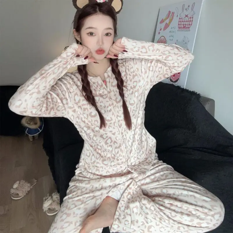 

Kawaii Leopard Print Pajamas 2025 Autumn Winter New Sweet Flannel Slim Fit Casual Sleepwear for Women Home Loungewear Cute
