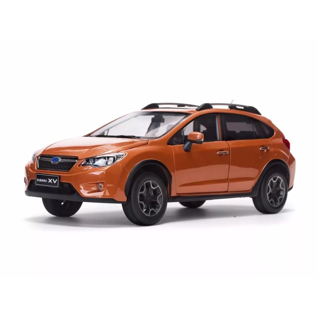 In Stock 1:18 Scale 2014 Subaru XV Alloy Car Model Collection Ornament Souvenir Die Casting  Gifts Adult Toys