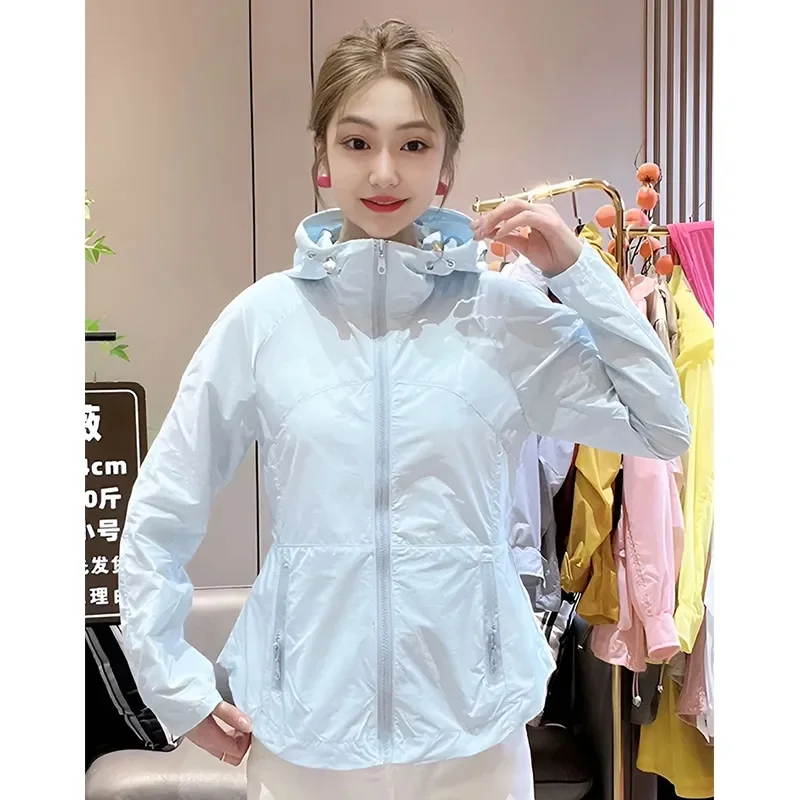 

Новая женская летняя тонкая дышащая куртка свободного кроя с капюшоном на шнурке, однотонная, для защиты от солнца