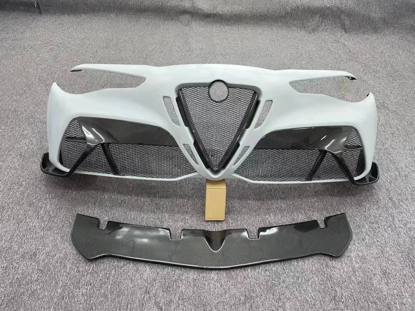 Amortecedor dianteiro de carbono se encaixa para giulia gtam estilo atualização pára-choques peça do carro 2016-2023