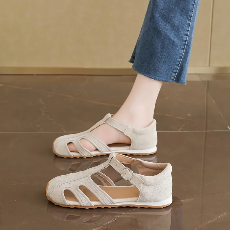 Lazy Afternoon Relax Ladies Summer Slippers Anti Slip Loose Fit Design for Sofa Rest and Short Neighborhood Outdoor Walks