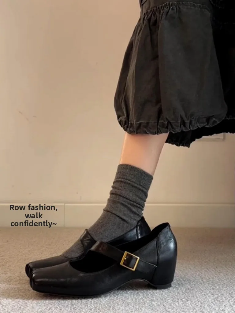 

Retro Style Black Ballet Mary Jane Shoes Women's Fashion Single Shoes Commute Heightening Leather Inner Summer Shoes