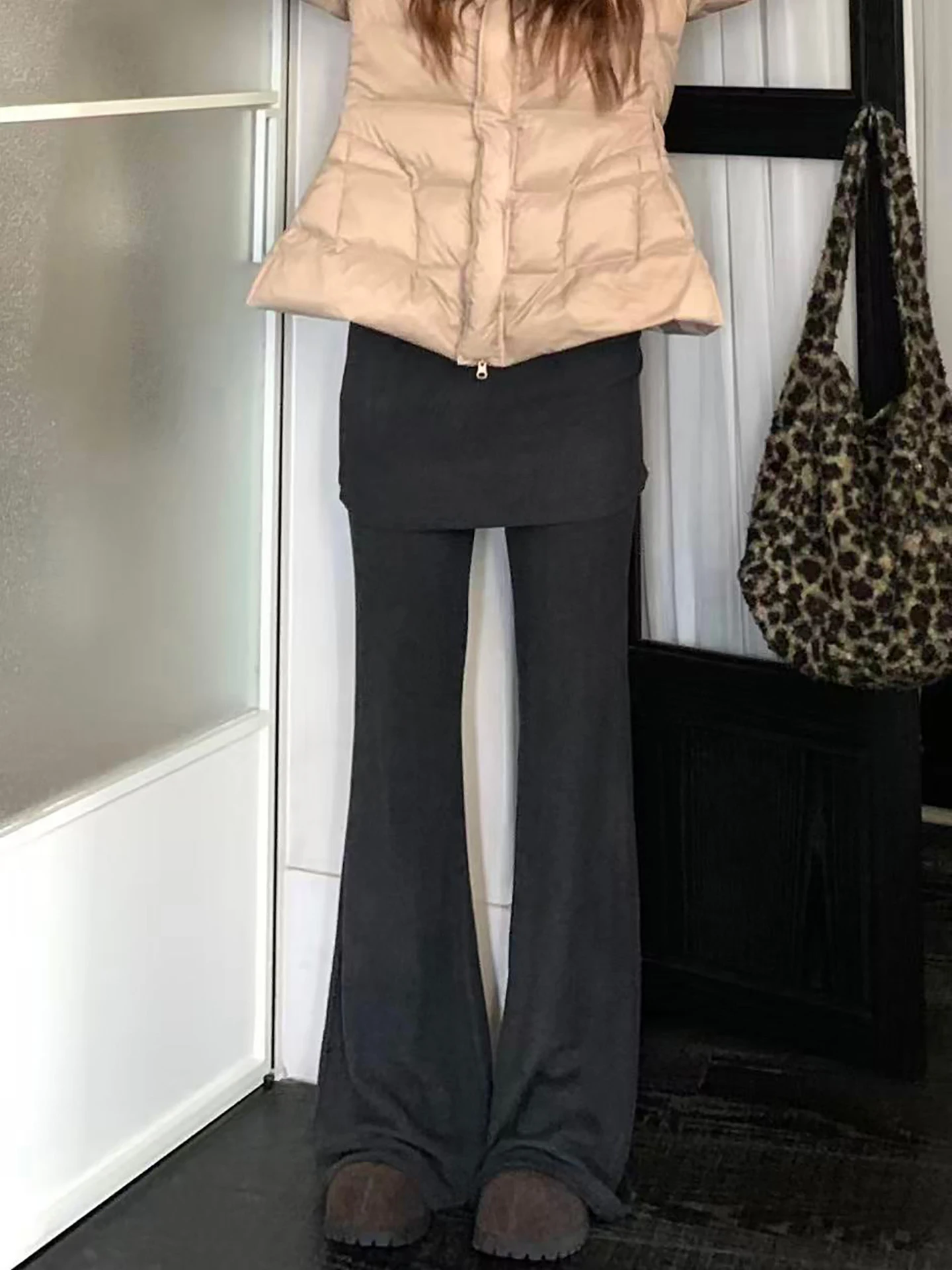 Calças Largas Cinza com Corte Flare para Mulheres, Calças Casuais de Cintura Baixa em Tecido Elástico, Confortáveis para Uso ...