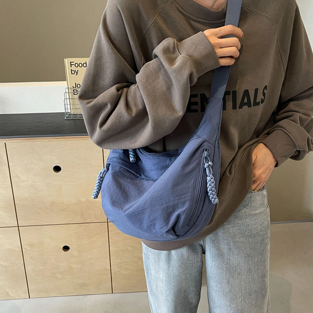 

Dumpling Bag Equipped With Multiple Pockets For Easy Storage Of Personal Belongings Fashionable Is