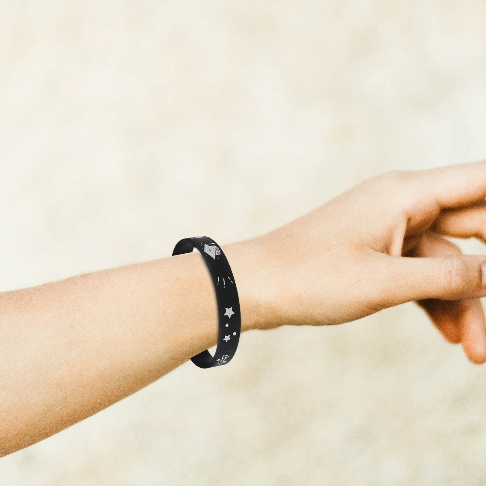 10 Pcs Decorative Silicone Wristband Graduation Themed Bracelet for Graduations Bulk