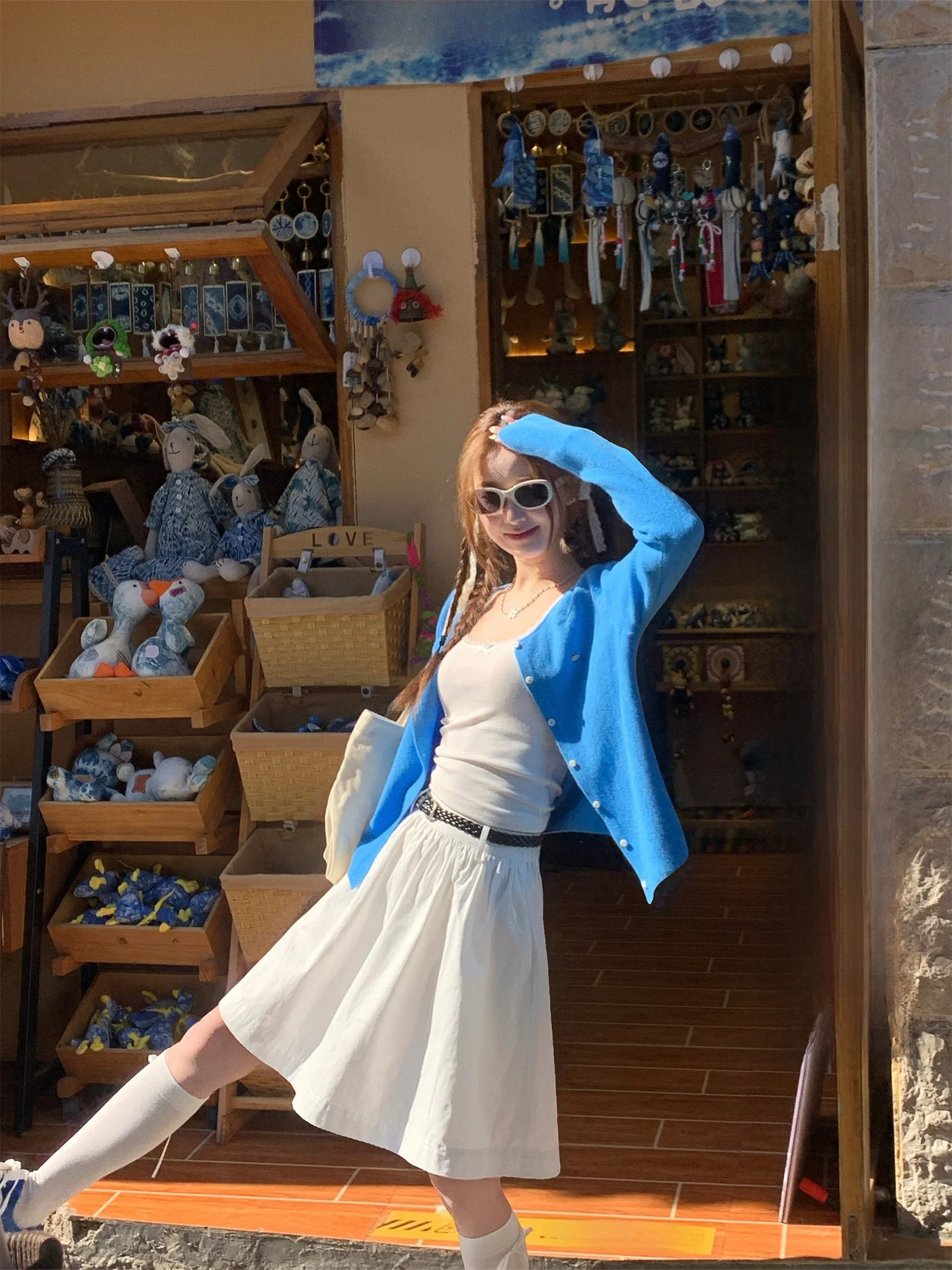 

Белая юбка А-силуэта для женщин, скрывающая недостатки фигуры, для фигуры типа «груша», утягивающая, новинка ранней весны 2026, маленький размер, средней длины