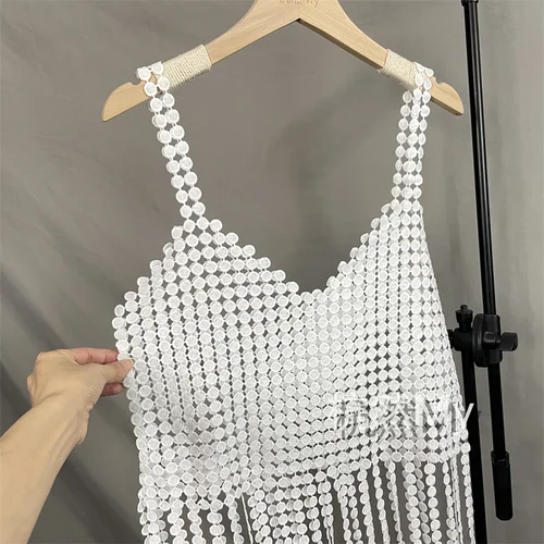 Imagen 2 del producto Boring Honey-Top corto con borlas de encaje para mujer, blusa ahuecada de color sólido, cuello en V, combina con todo, ropa de verano