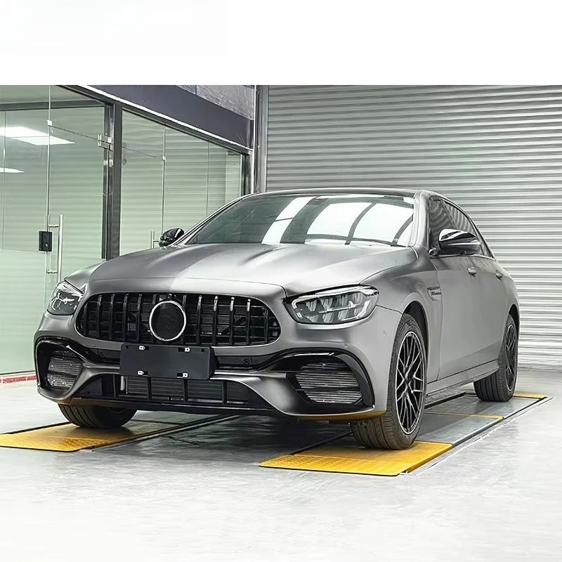 

E Class W213 Upgrade E63 Body Kit W213 E400 E550 E63 Sport Auto Front Bumper Rear Diffuser Car Front Bumper Grille Facelift Kit