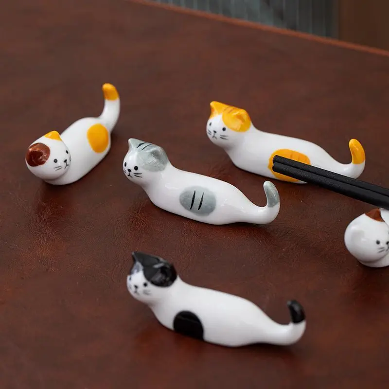 Creative Curved-Tail Cat, Cat Chopstick Rest & Brush Holder, Cute Ceramic Lucky Cat Ornament