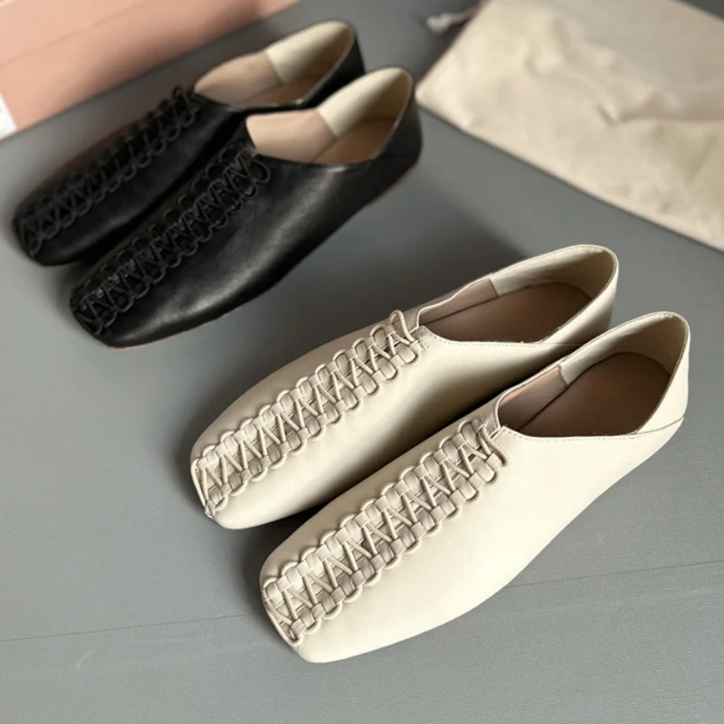 Niche Designer Retro Sheepskin Hand-woven Breathable Casual Shoes for Women