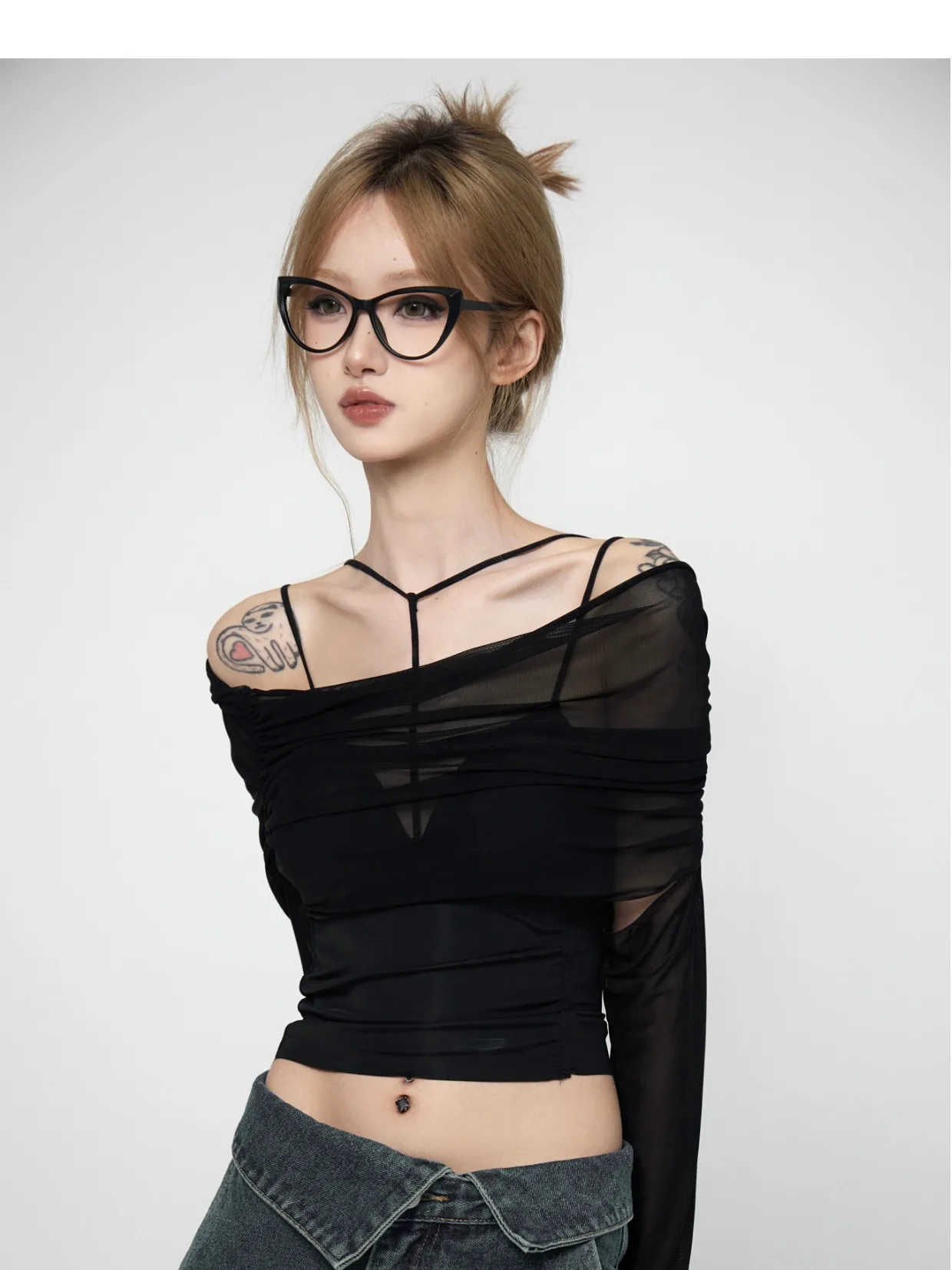 

Mesh one-word shoulder cross design sexy stretch sunscreen hottie top two-piece suspender T-shirt