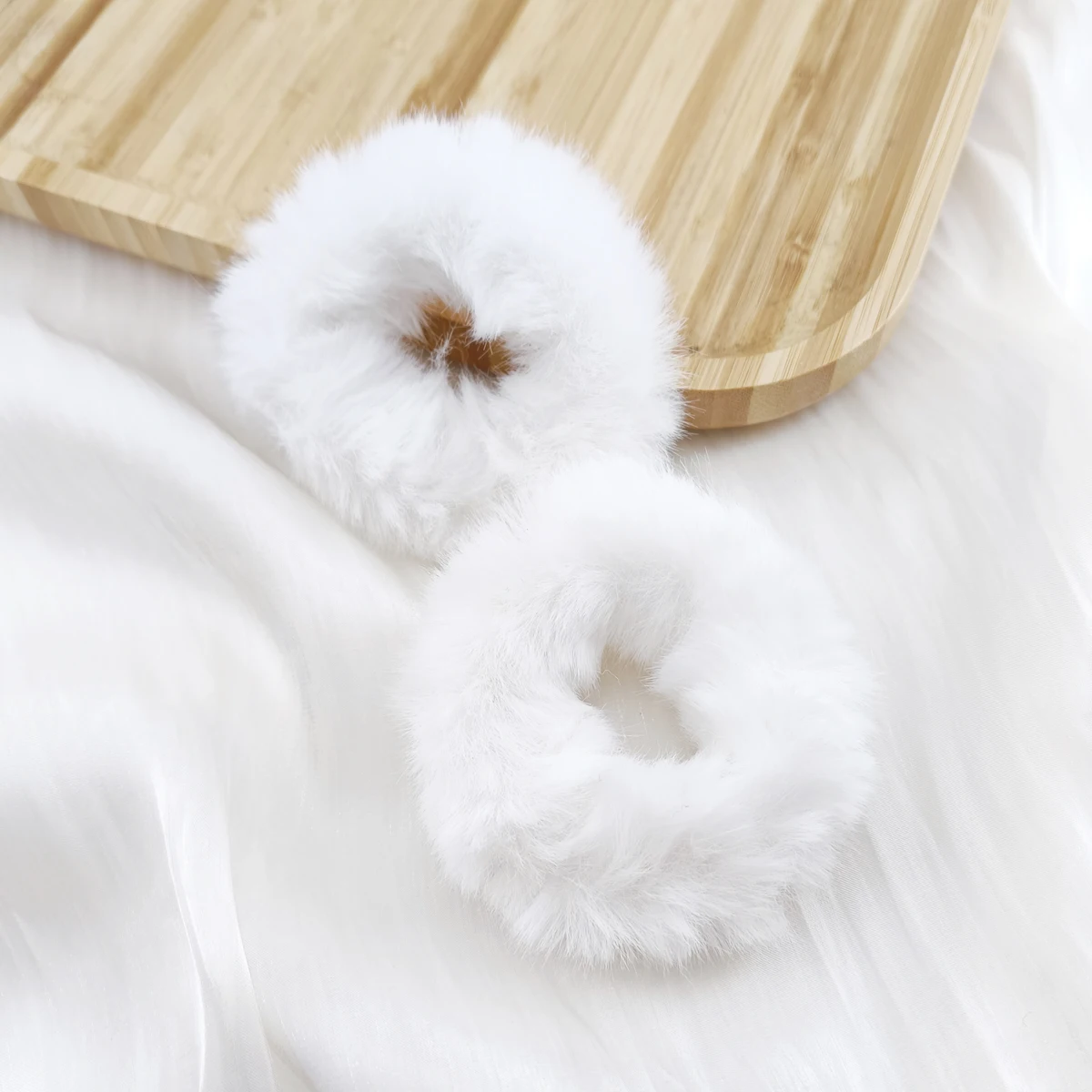 6PCS Winter White Rabbit Fur Hair Rope Cute Plush Hair Ties Scrunchies Fashion Elastic Ponytail Holder Rubber Band Women Hair