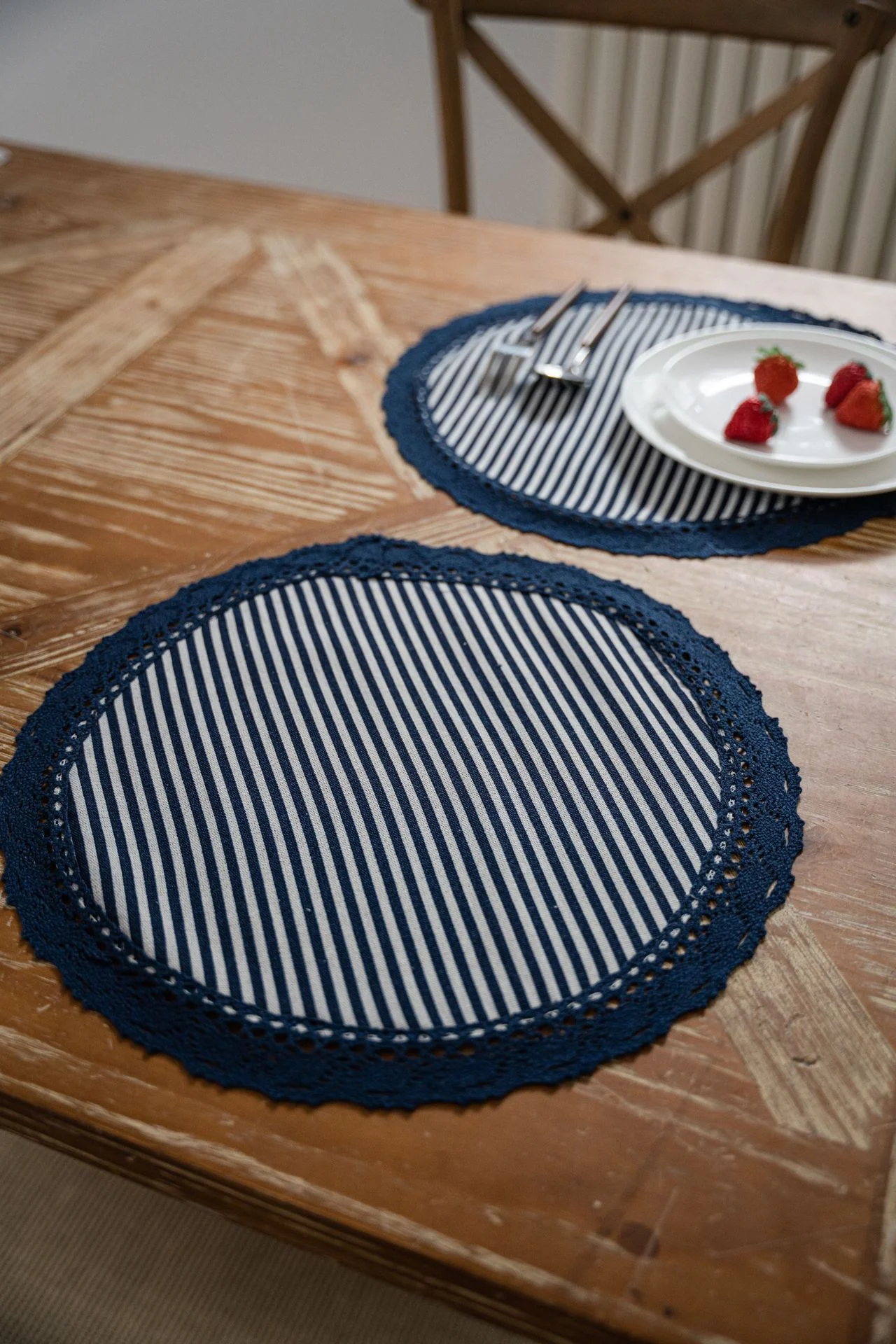 1/2/6 PC Red Striped Table Runner With Crochet Lace Trim, Rustic Farmhouse Dining Table Decor For Kitchen, Party & Holiday Use view 3