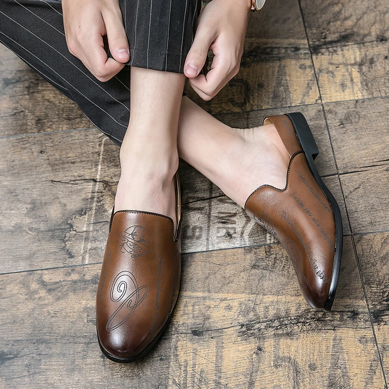 Luxury Casual Shoes Summer Slipper Men Half Drag Loafers Leather Mens Breathable Men\'s Shoes Men Moccasins Mules Slip on Shoes