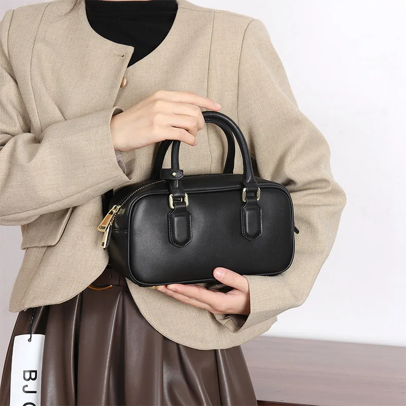 

Women's 2025 Retro Genuine Leather High Quality Boston Bowling Bag Handbag Luxury Designer Boss Shoulder Bag Black Crossbody Bag