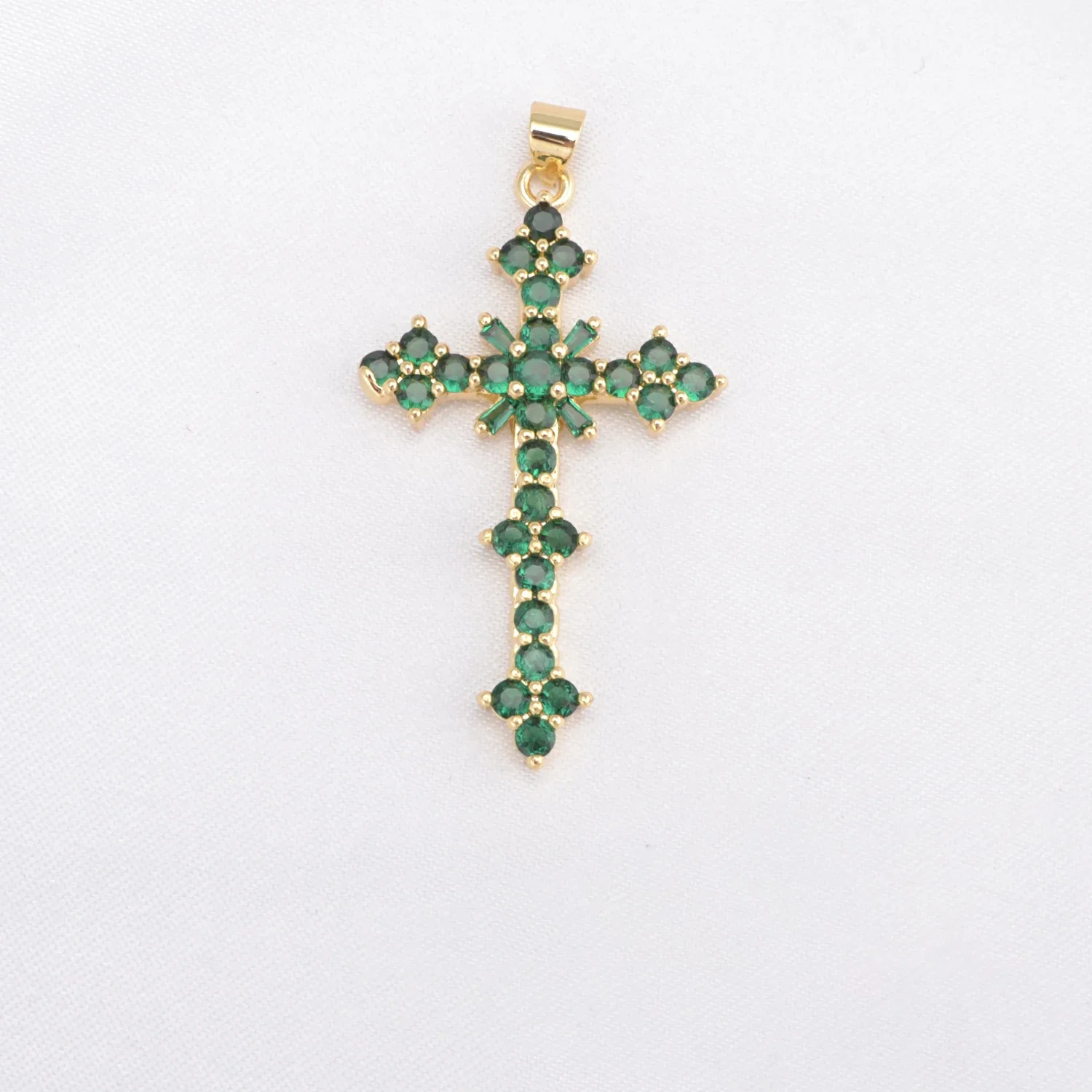 Luxury DIY Jewelry Charm Paved Exquisite Zircon Christian Cross Religious Belief Pendant Jewellery Earrings Necklace Accessories