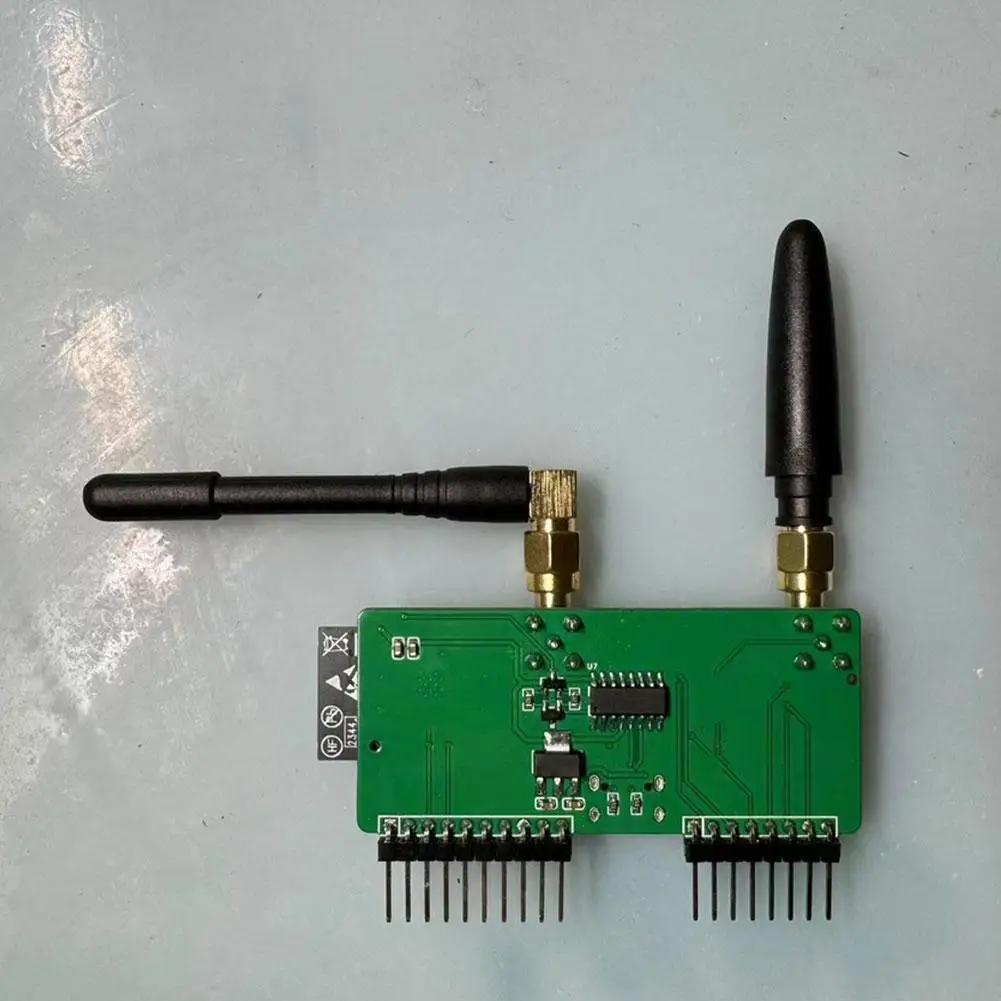 Development Board Expansion Board For Flipper Zero Accessory CC1101 NRF24 ESP32 3in1 Expansion Board With Multiple Functions ﻿