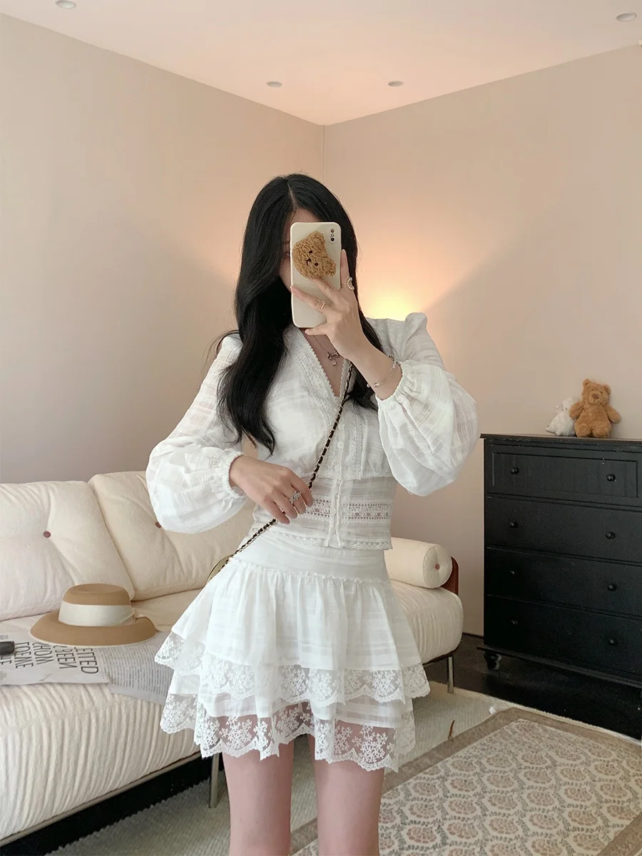 

Elegant Lace Bubble Sleeve V-Neck High Waist Cake Skirt Set Juicecola Women's Fashion Spring Outfit Breathable Short Length