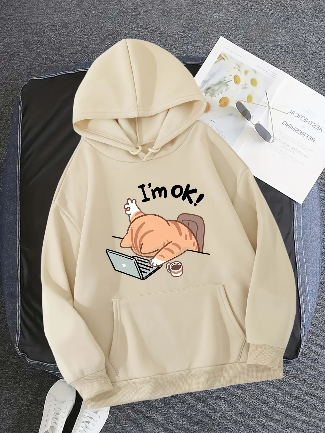 

Мужская причудливая «Я ОК!» Толстовка с капюшоном с рисунком кота и кофе — свободный пуловер с геометрическим принтом и карманами