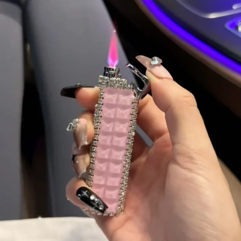 

Diamond Inlaid Inflatable Portable Lighter Windproof Jet Pink Flame Mini Fashionable Personalized Lighter for Women Smoking Gift