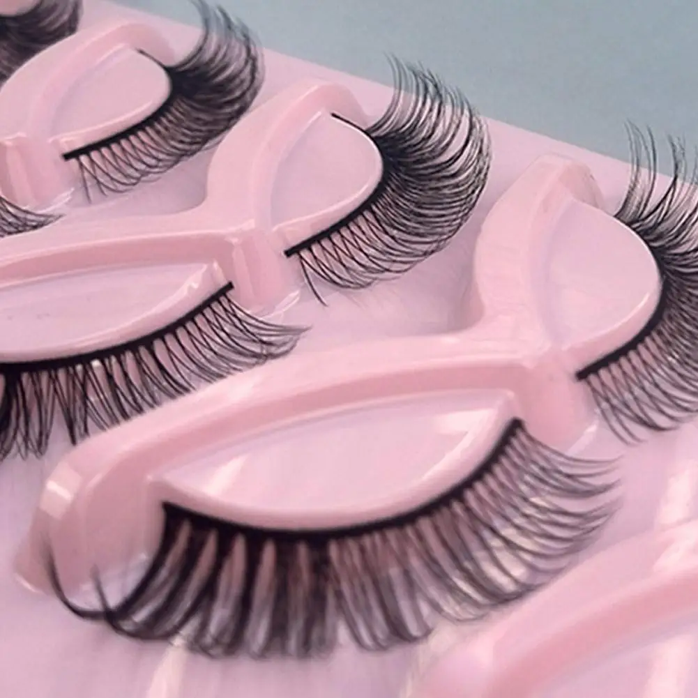 ขนตาปลอมแบบตาแมว 5 คู่ สไตล์มิงค์และมังงะ ปลายปีก ให้ลุคยาว ฟู เป็นธรรมชาติ