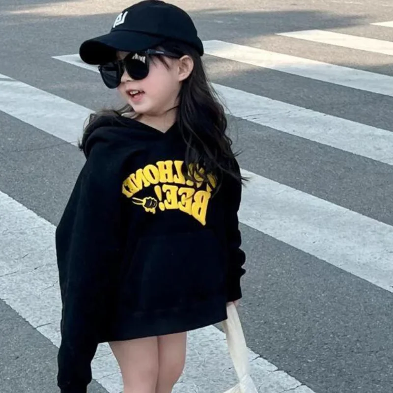 

Children's Hooded Sweatshirt 2025 Autumn and Winter New Girls' Long Sleeved Clothes Baby Fashion Letter Printed Pullover Tops