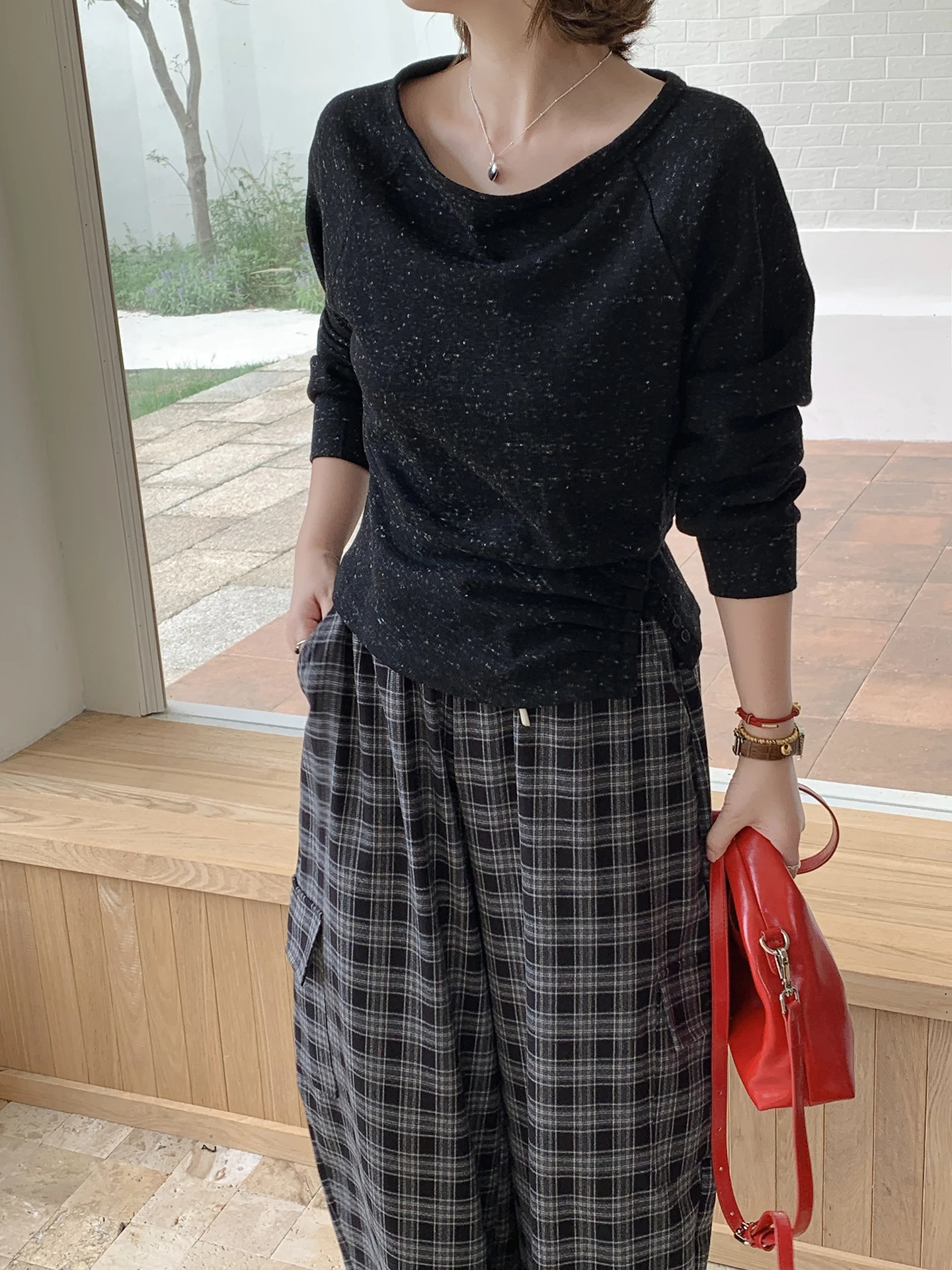 

Женский свободный повседневный вязаный свитер ELINSU с одним открытым плечом, весна-осень, новая модная коллекция, полиэстер, нейлон, акрил, шерсть...